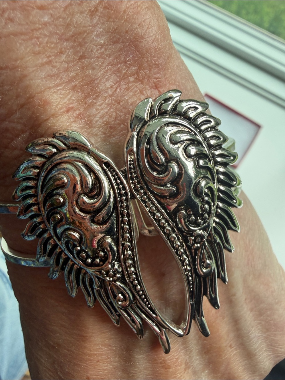 Hand Crafted Silver Winged Heart Bracelet - Picture 3 of 4